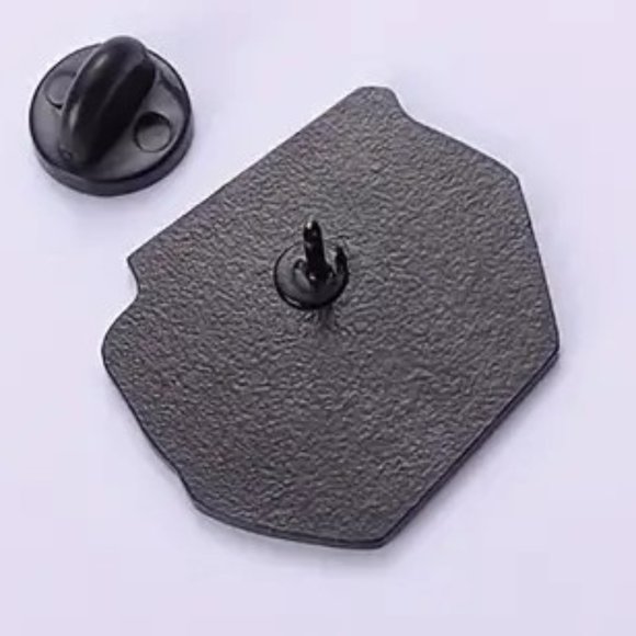 Pin Enamel Fun Don't Hate Me I'm Little COOLER Brooch Bag Charm Backpack Joke - Picture 2 of 3